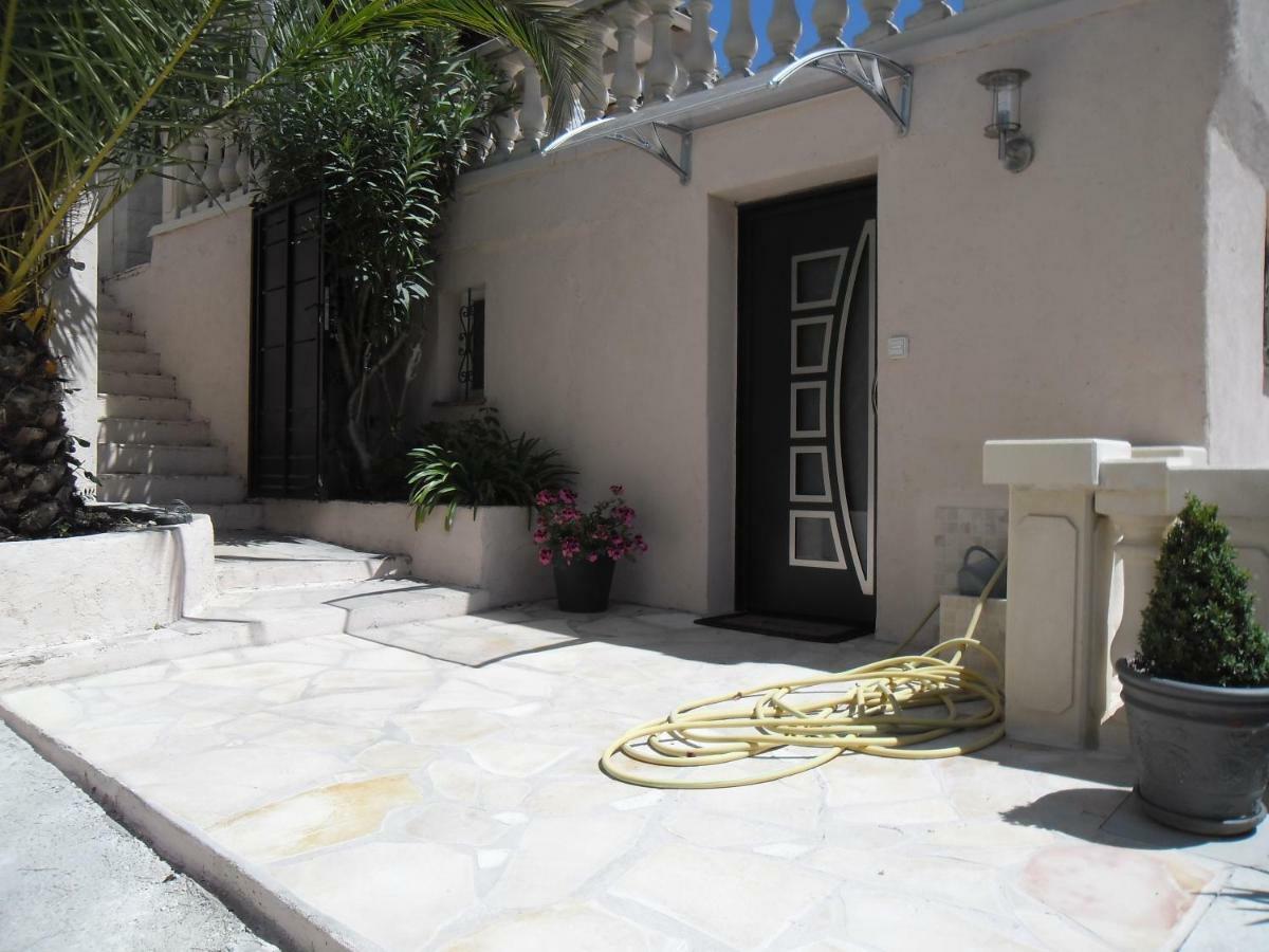 Charmante Villa A 15 Min De Nice Avec Piscine Blausasc ภายนอก รูปภาพ